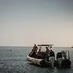 Kon Tiki *