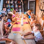 Kon Tiki אתר נופש *